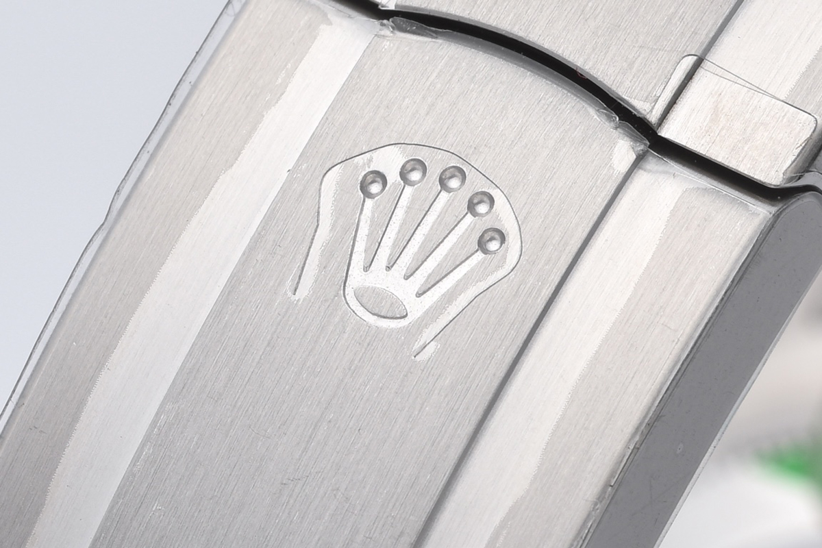 Oyster Perpetual 41mm Silver Dial 124300